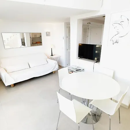 Skol 302 Super One-bedroom Duplex With Sea Views מארבלה