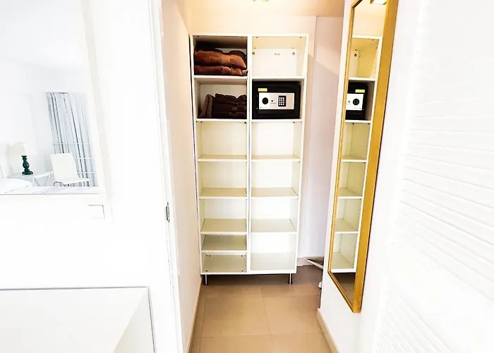 アパート Skol 302 Super One-bedroom Duplex With Sea Views マルベーリャ