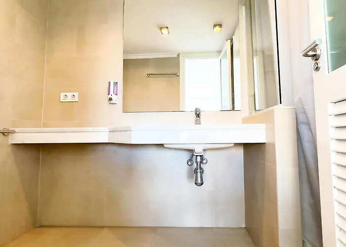 Skol 302 Super One-bedroom Duplex With Sea Views * マルベーリャ