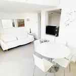 Skol 302 Super One-bedroom Duplex With Sea Views Marbellac
