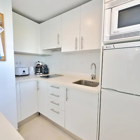 شقة Skol 302 Super One-bedroom Duplex With Sea Views