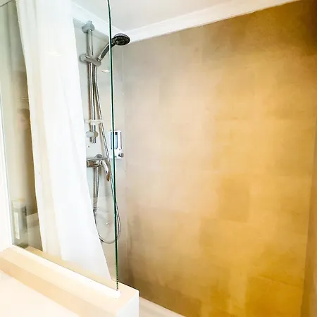 Skol 302 Super One-bedroom Duplex With Sea Views Apartment Marbella