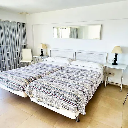 Skol 302 Super One-bedroom Duplex With Sea Views شقة ماربيا
