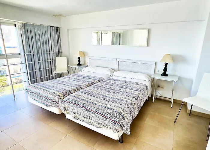 Skol 302 Super One-bedroom Duplex With Sea Views Lejlighed Marbella